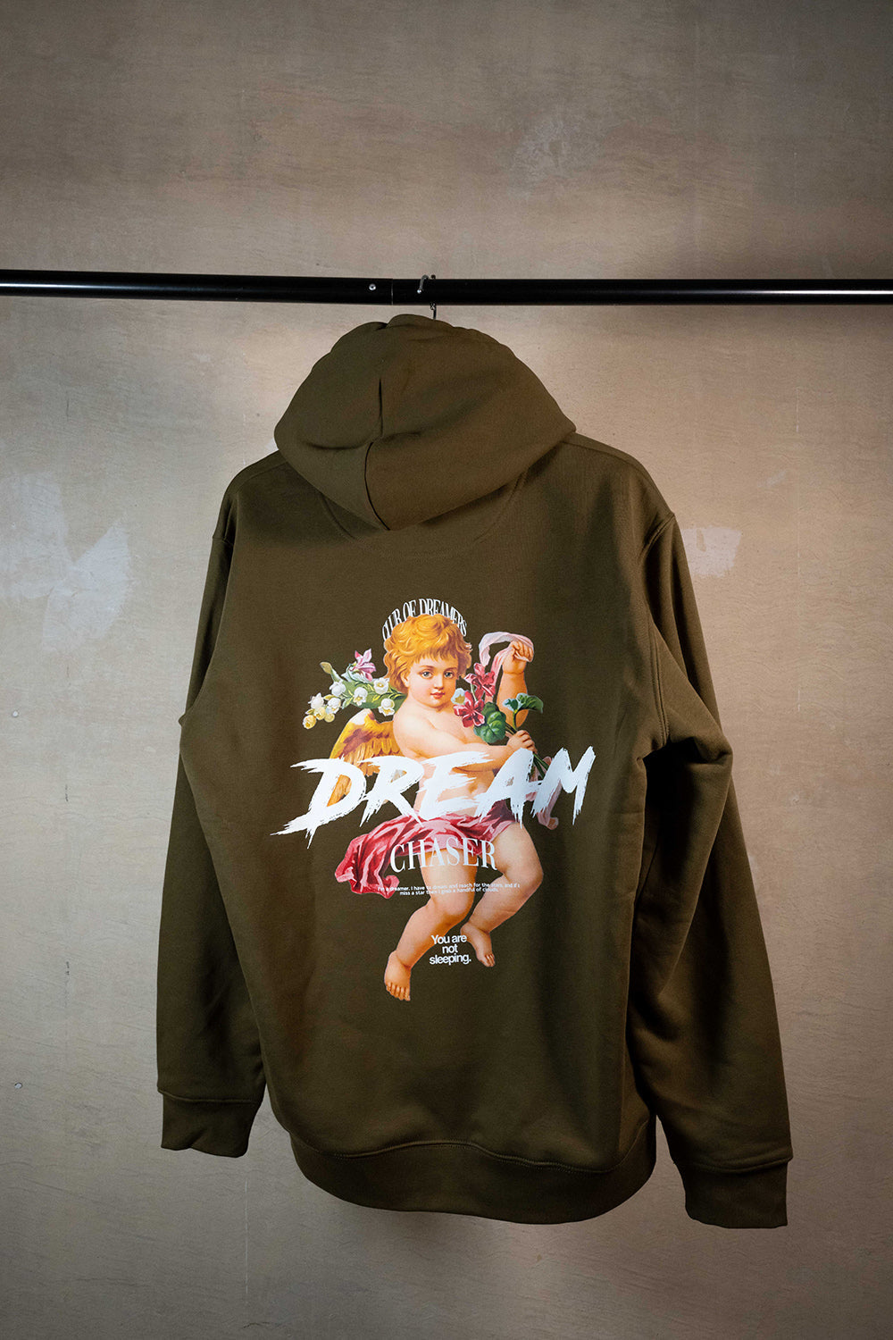 Streetwear Brand Oversize Hoodie Kapuzenpullover Damen Herren Grün Dunkelgrün Khaki Bio Baumwolle Schrift Rücken Print Unisex Dreamchaser Chaser Dream Club of Dreamers Marke Beste