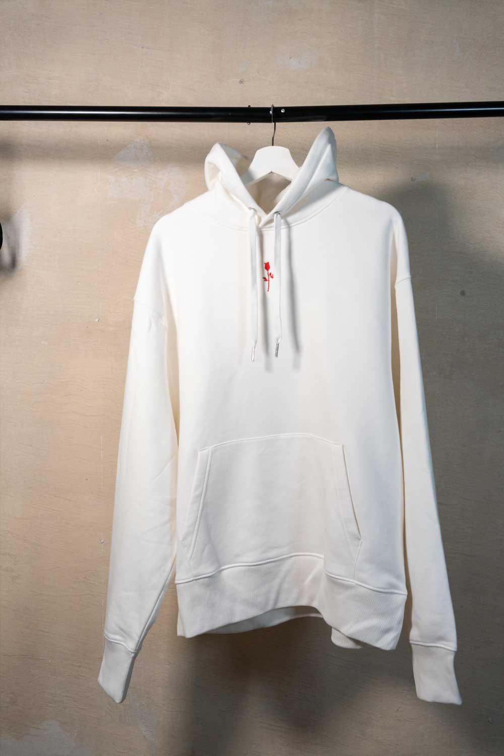 Streetwear Brand Oversize Hoodie Kapuzenpullover Damen Herren Weiß White Off-White Bio Baumwolle Schrift Brust Front Print Unisex Society of Club of Dreamers Marke Beste