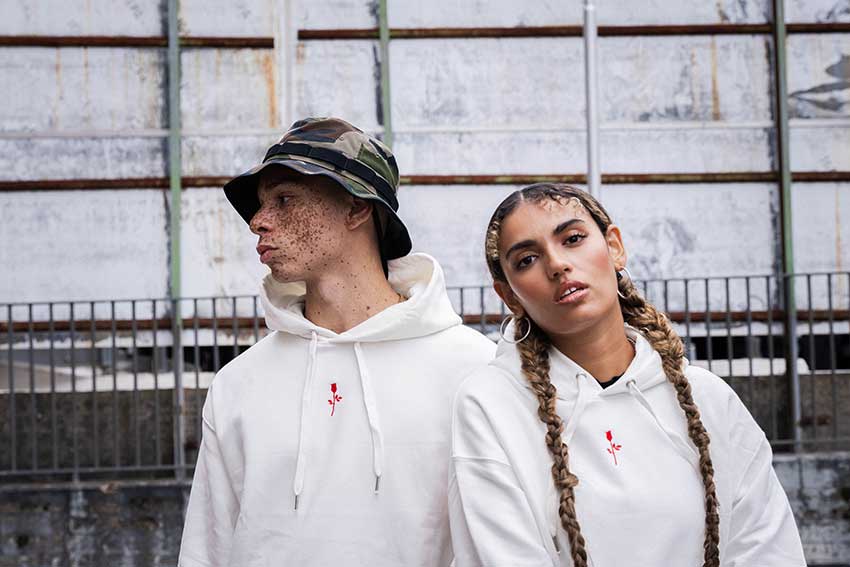 Welche Marken sind out - Streetwear Brands 2023 Urban Oversize Hoodie Online Shop und Blog